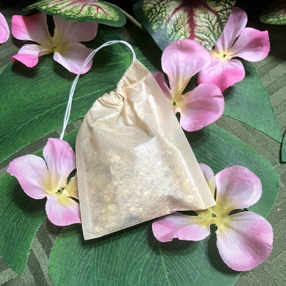 Earths Embrace Herbal Tea Bath